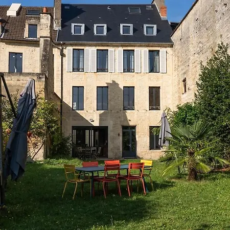 Maison Quartier Historique Avec Jardin Et Parking Prive ヴィラ *