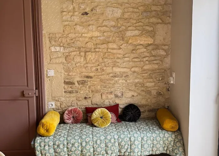 Villa Maison Quartier Historique Avec Jardin Et Parking Prive Caen