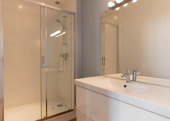 Villa Maison Quartier Historique Avec Jardin Et Parking Prive Caen