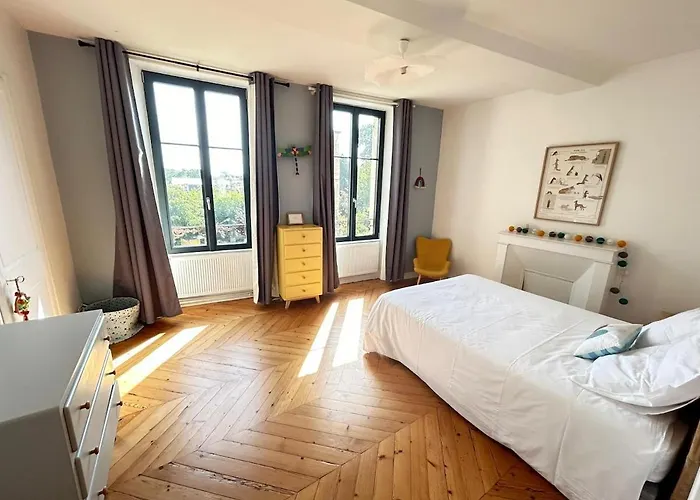 Maison Quartier Historique Avec Jardin Et Parking Prive Villa