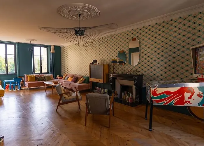 Maison Quartier Historique Avec Jardin Et Parking Prive Caen